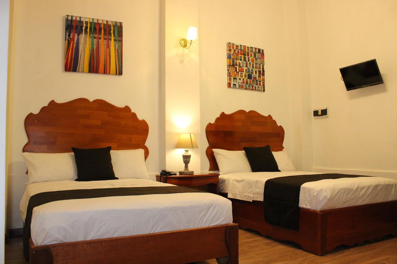 Epoca Iquitos Hotel ภายนอก รูปภาพ